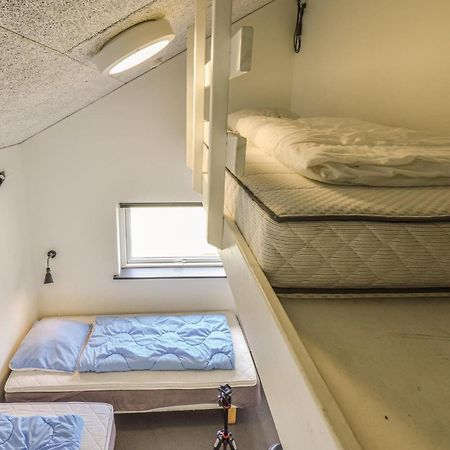 Awesome Home In Spjald With Wifi Bagian luar foto